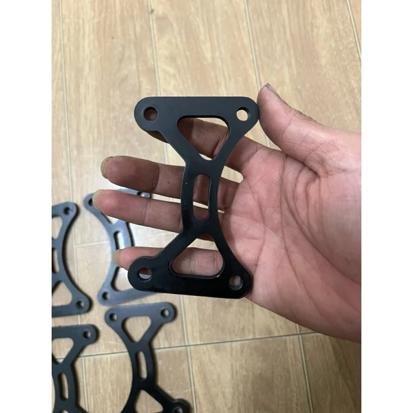 Thực tế khi lắp pat heo gắp CNC cho xe điện: độ bền không đáp ứng kỳ vọng - Ảnh 1