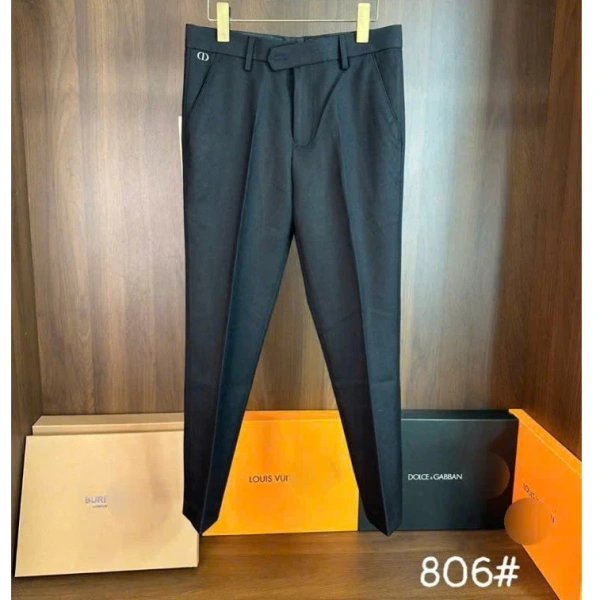 Thực tế khi mặc quần tây Âu nam vải chéo dày dặn: Độ bền vượt trội nhưng sự thoáng mát lại bị bỏ qua - Ảnh 1