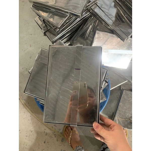 Thực tế sau khi dùng khuôn giò chả inox cho thấy yếu tố giữ chặt và độ bám của nhân quyết định hương vị bữa cơm gia đình - Ảnh 4 Thực tế sau khi dùng khuôn giò chả inox cho thấy yếu tố giữ chặt và độ bám của nhân quyết định hương vị bữa cơm gia đình - Ảnh 4