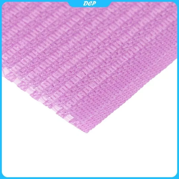 Đảm bảo tóc sạch, khô và không dính quá nhiều sản phẩm tạo lớp bóng (gel, mousse). (Ảnh 3) Đảm bảo tóc sạch, khô và không dính quá nhiều sản phẩm tạo lớp bóng (gel, mousse). (Ảnh 3)