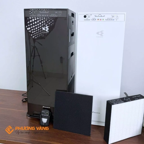 Daikin MCK555AVMV được thiết kế dành riêng cho phòng có diện tích tới 41 m², phù hợp với phòng khách, phòng ngủ hay phòng làm việc rộng vừa. (Ảnh 2) Daikin MCK555AVMV được thiết kế dành riêng cho phòng có diện tích tới 41 m², phù hợp với phòng khách, phòng ngủ hay phòng làm việc rộng vừa. (Ảnh 2)
