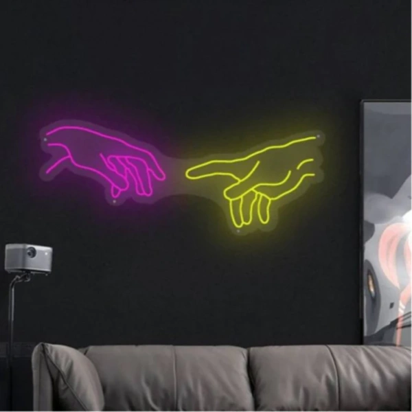 Ánh sáng neon treo tường nhẹ nhàng làm thay đổi không gian làm việc tại nhà, bất ngờ hơn những gì mình nghĩ