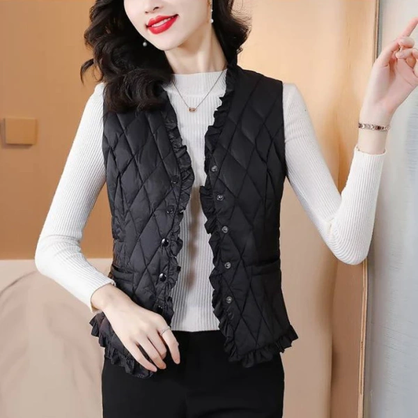 Áo vest nữ mùa thu đông siêu nhẹ: khi sự thoải mái ban đầu ẩn chứa cảm giác lạnh kéo dài.