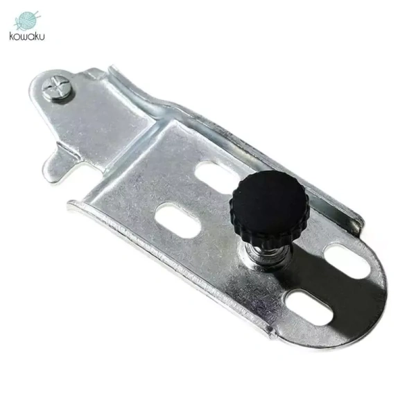 Bản lề tủ lạnh mòn khiến cửa kẹt, làm gián đoạn từng bữa ăn gia đình