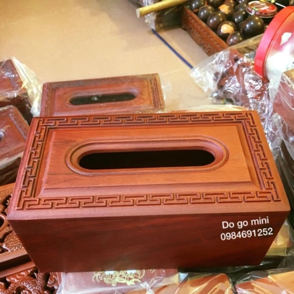 Bất ngờ giấy ăn vẫn ẩm dù đã cất trong hộp đựng giấy ăn, một chi tiết nhỏ mà ít ai để ý