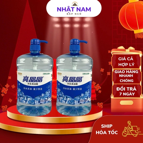 Bữa tiệc cuối tuần lạnh giá, nước rửa bát mùa đông không còn đủ sức đánh bay dầu mỡ.