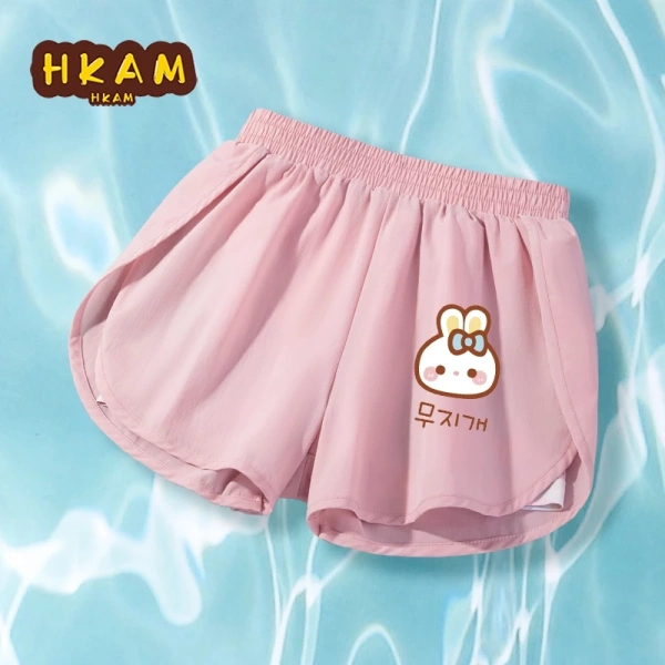Chọn quần short thể thao mùa hè cho bé gái mà không làm da bé bị kích ứng