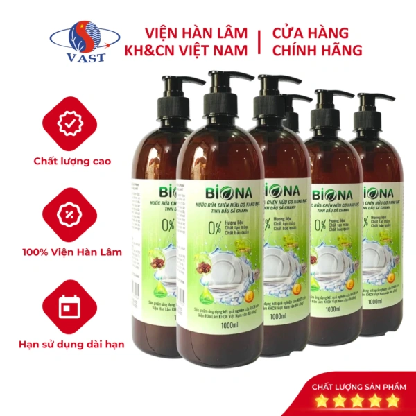 Dầu mỡ cứng đầu tan nhanh khi dùng nước rửa chén bát hữu cơ, nhưng hương thơm tinh dầu khó duy trì suốt ngày