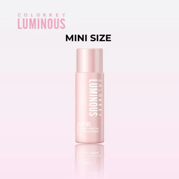 Dưới lớp toner mini 15ml, da cảm nhận được độ ẩm sâu và lỗ chân lông thu nhỏ sau một tuần
