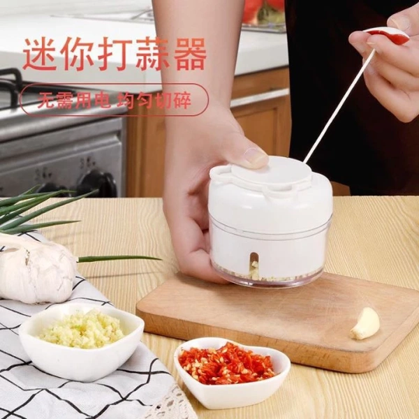 Kéo dây khi xay tỏi ớt bằng tay thường làm giảm độ tươi của hương vị, một chi tiết ít ai để ý