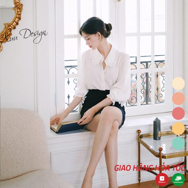 Khi áo sơ mi công sở dài tay vải lụa trắng duyên dáng gặp nắng nóng, cảm giác bám dính khiến người mặc bất ngờ.