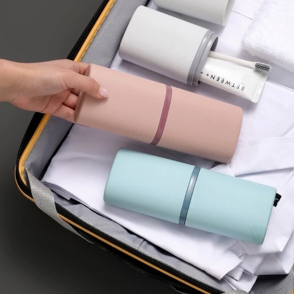 Khi phòng tắm chật hẹp, biến hộp đựng bàn chải thành cốc dùng một lần có thực sự tiện hay chỉ tạo thêm phiền toái?