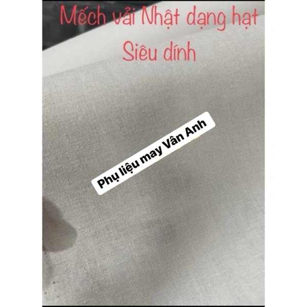 Những chi tiết nhỏ của keo dán vải mà người mua thường bỏ qua có thể khiến cổ áo rơi lỏng ngay sau vài lần giặt
