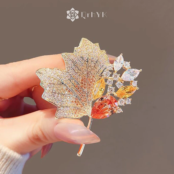 Những chi tiết thổ cẩm dễ thương trong phụ kiện tiệc cưới mà nhiều cô dâu thường bỏ qua và gây bất tiện