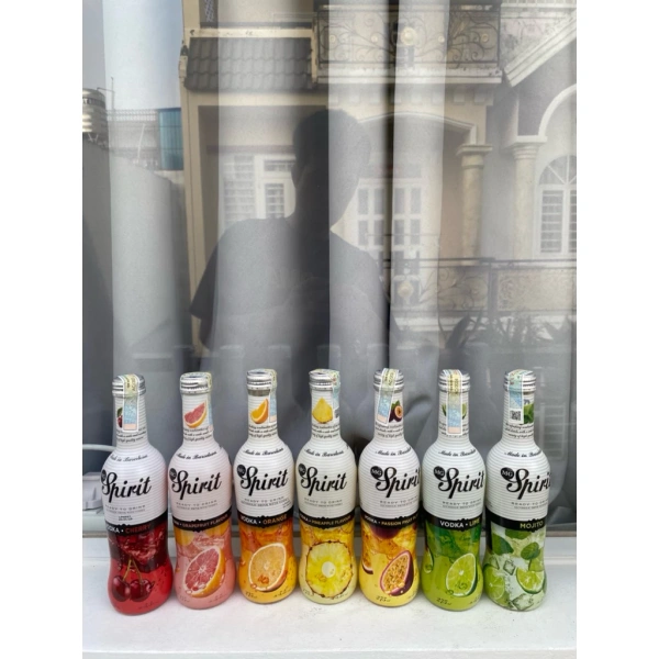 Rượu trái cây Tây Ban Nha 5,5% 275ml thật bất ngờ làm dịu căng thẳng hơn so với kỳ vọng