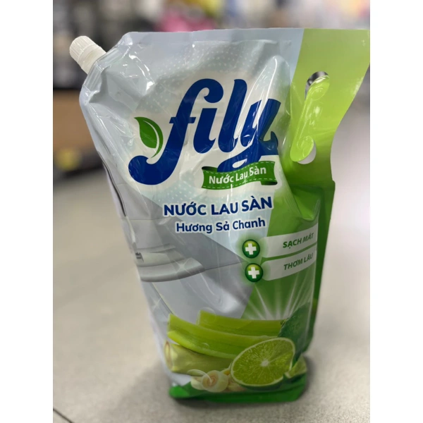 Sạch nhanh nhưng để lại vết bám: khi nước lau sàn dạng túi gây bất ngờ khi dùng vải mỏng