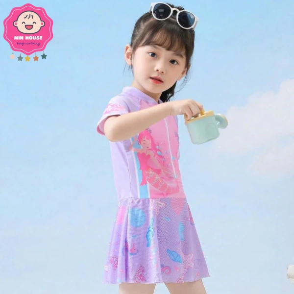 Thực tế khi bé gái mặc bikini liền thân kiểu váy lưới trên bãi biển: cảm giác thoáng mát và những bất ngờ không ngờ