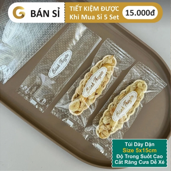 Túi đựng bánh thuyền dày cứng không giữ nhiệt như mong đợi, khiến bánh nhanh hư hỏng trong giờ đầu.