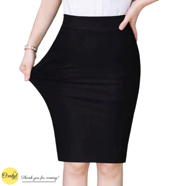 Viền lưng chặt của váy bút chì công sở có thể khiến cảm giác bứt rứt sau những buổi họp kéo dài