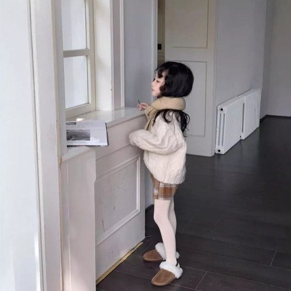 Một quy trình chuẩn sẽ giúp bảo vệ màu sắc, giữ độ mềm mại và kéo dài tuổi thọ của váy. (Ảnh 3) Một quy trình chuẩn sẽ giúp bảo vệ màu sắc, giữ độ mềm mại và kéo dài tuổi thọ của váy. (Ảnh 3)