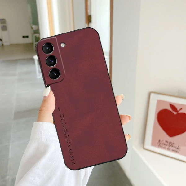 Không phải ai cũng có ngân sách để mua ốp lưng cao cấp giá hàng trăm nghìn đồng. (Ảnh 5) Không phải ai cũng có ngân sách để mua ốp lưng cao cấp giá hàng trăm nghìn đồng. (Ảnh 5)