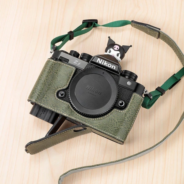 Vỏ da bảo vệ máy ảnh Nikon tiết lộ rằng độ dày của chất liệu ảnh hưởng bất ngờ đến cân bằng trọng lượng khi di chuyển - Ảnh 1