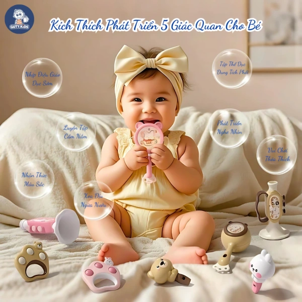 Bộ đồ chơi gồm 6 món đa dạng, mỗi món được thiết kế theo nguyên tắc “bo tròn, không góc cạnh”. (Ảnh 2) Bộ đồ chơi gồm 6 món đa dạng, mỗi món được thiết kế theo nguyên tắc “bo tròn, không góc cạnh”. (Ảnh 2)