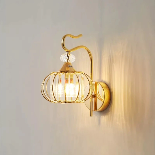 Đèn treo tường nên được đặt ở khoảng 60‑80 cm bên hốc tường, sao cho ánh sáng rải đều xuống bậc thang mà không tạo bóng đen quá nặng. (Ảnh 3) Đèn treo tường nên được đặt ở khoảng 60‑80 cm bên hốc tường, sao cho ánh sáng rải đều xuống bậc thang mà không tạo bóng đen quá nặng. (Ảnh 3)