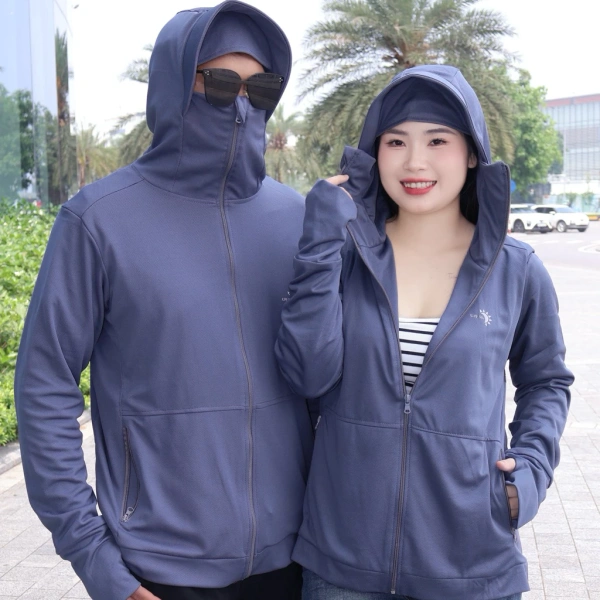 Thấm hút mồ hôi không chỉ phụ thuộc vào chất liệu vải mà còn liên quan tới cách dệt, cấu trúc lớp lót và độ dày của vật liệu. (Ảnh 2)