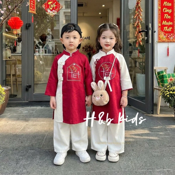 Áo dài cặp bé thêu tinh xảo: chi tiết quần kaki thường bị bỏ qua và gây bất tiện cho cả hai - Ảnh 5 Áo dài cặp bé thêu tinh xảo: chi tiết quần kaki thường bị bỏ qua và gây bất tiện cho cả hai - Ảnh 5
