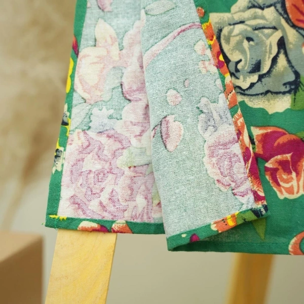 Để duy trì độ bền và màu sắc của áo dài linen, việc chăm sóc đúng quy trình là rất quan trọng. (Ảnh 4) Để duy trì độ bền và màu sắc của áo dài linen, việc chăm sóc đúng quy trình là rất quan trọng. (Ảnh 4)