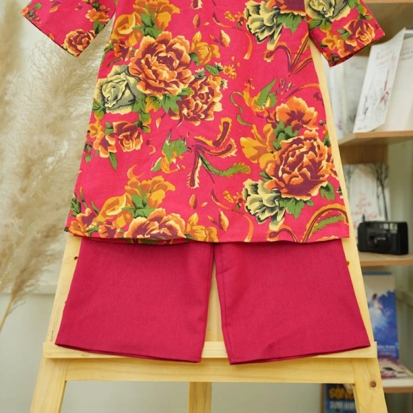 Áo dài chăn linen cho bé: Khi vẻ đẹp truyền thống bị kiểm chứng bởi độ bền sau ngày sử dụng - Ảnh 5 Áo dài chăn linen cho bé: Khi vẻ đẹp truyền thống bị kiểm chứng bởi độ bền sau ngày sử dụng - Ảnh 5
