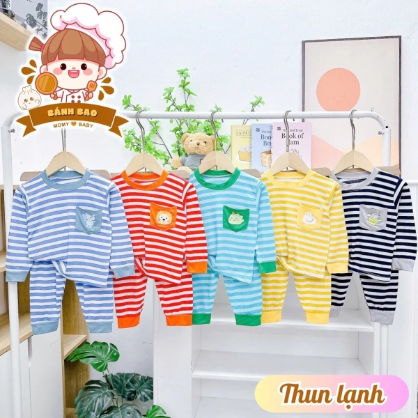 Áo dài tay thun lạnh mùa thu đông cho bé: Khi lớp vải ấm áp dự kiến lại gây khó chịu cho da nhạy cảm - Ảnh 1