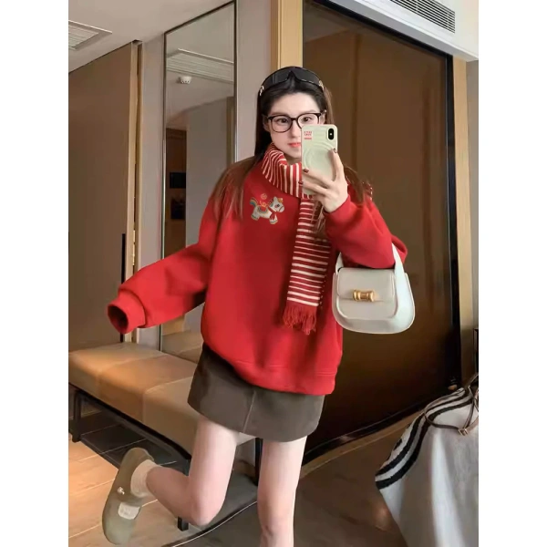 Thực tế, áo hoodie không chỉ dừng lại ở tính năng “giữ ấm”. (Ảnh 5) Thực tế, áo hoodie không chỉ dừng lại ở tính năng “giữ ấm”. (Ảnh 5)
