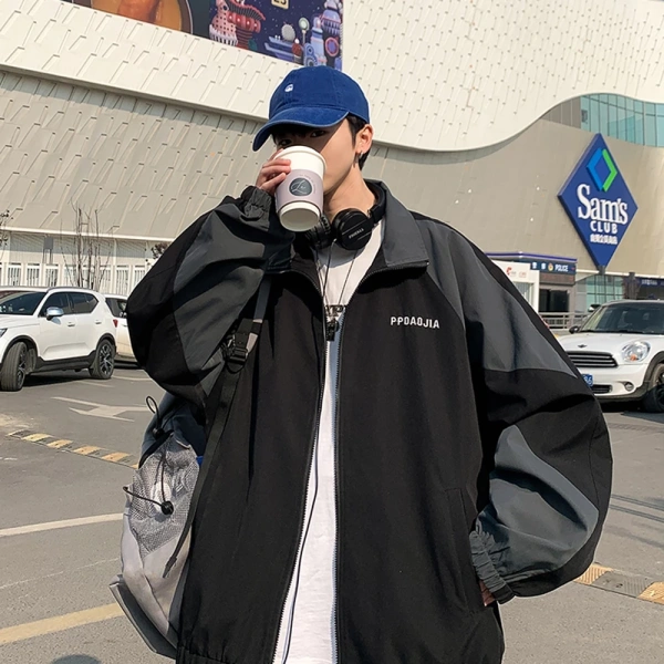 Áo khoác bomber dù 2 lớp unisex: khi mong muốn nhẹ nhàng chịu gió mà lại gặp bất ngờ khó gập gọn trong những chuyến đi. - Ảnh 2