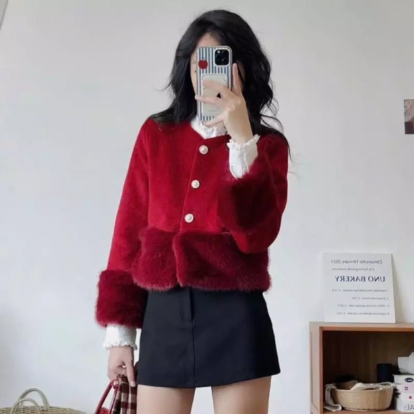 Những chi tiết nhỏ này không chỉ giúp tăng sự thoải mái mà còn nâng cao giá trị thẩm mỹ khi phối trang phục. (Ảnh 4) Những chi tiết nhỏ này không chỉ giúp tăng sự thoải mái mà còn nâng cao giá trị thẩm mỹ khi phối trang phục. (Ảnh 4)