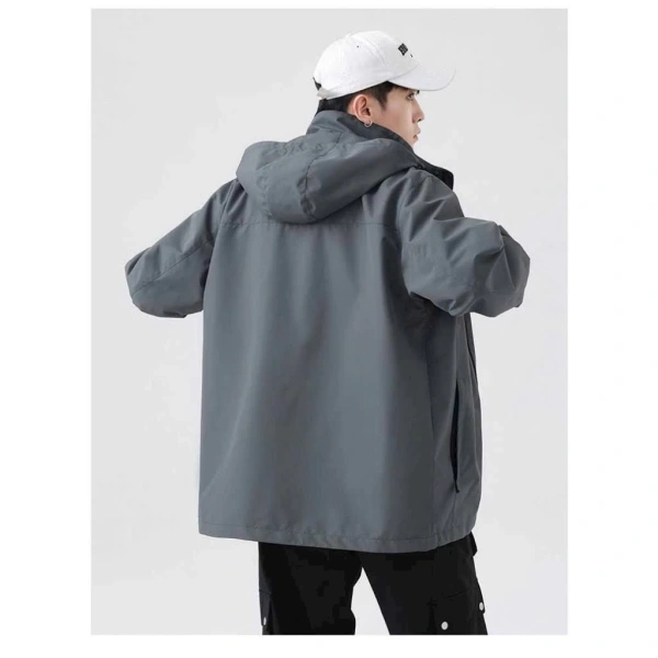 Ví dụ, Áo Khoác Dù Nam Nữ Trơn Cổ Trụ Có Nón 2 Lớp Túi Có Khóa Kéo Tà Ngoài Che Zip 777Tkhoac624 624 là một mẫu áo đáp ứng được nhiều yêu cầu trên. (Ảnh 5)