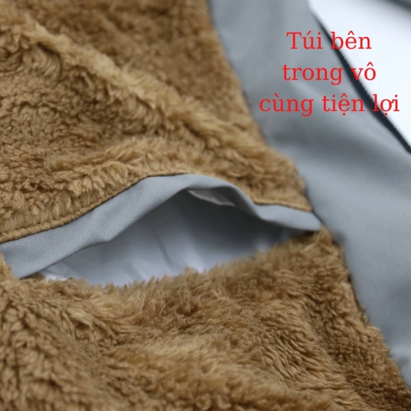 Áo khoác gió dù lót lông ấm áp mùa đông: Khi lớp vải chống nước khiến việc tháo áo trong nhà trở nên khó khăn - Ảnh 5