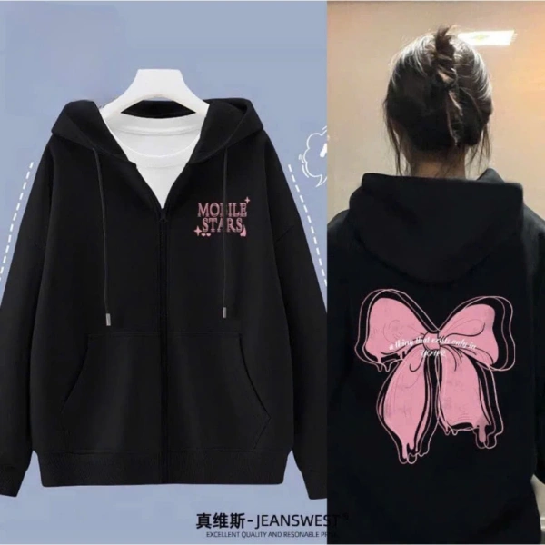 Áo khoác hoodie vải dày mịn: khi độ rộng thoải mái bất ngờ gây khó khăn khi di chuyển trong thành phố - Ảnh 3 Áo khoác hoodie vải dày mịn: khi độ rộng thoải mái bất ngờ gây khó khăn khi di chuyển trong thành phố - Ảnh 3
