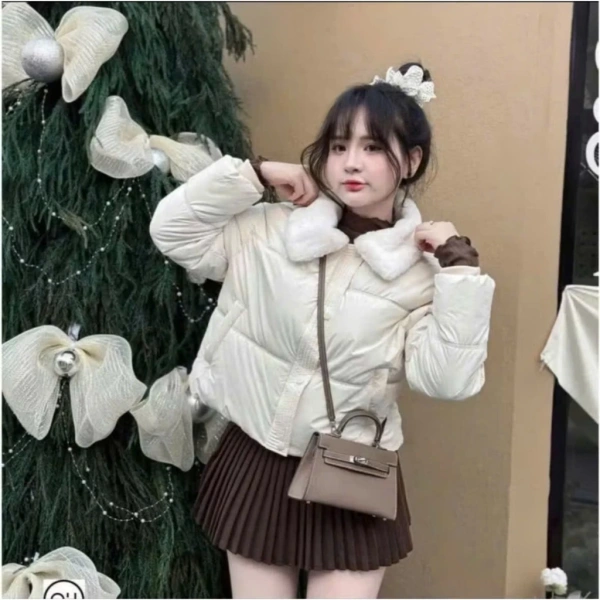 Áo khoác nữ dày ba lớp: Khi ấm áp quá mức làm giảm tính linh hoạt trong cuộc sống thường ngày - Ảnh 4 Áo khoác nữ dày ba lớp: Khi ấm áp quá mức làm giảm tính linh hoạt trong cuộc sống thường ngày - Ảnh 4