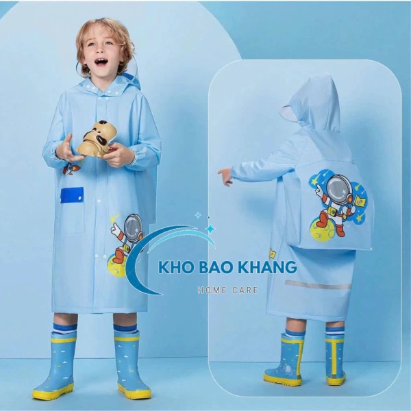 Áo mưa trẻ em có túi riêng bảo vệ balo và kính chắn nước—giải pháp mà nhiều phụ huynh chưa nghĩ tới - Ảnh 2 Áo mưa trẻ em có túi riêng bảo vệ balo và kính chắn nước—giải pháp mà nhiều phụ huynh chưa nghĩ tới - Ảnh 2