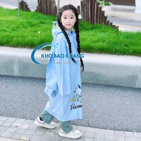 Trong thị trường hiện nay, một mẫu áo mưa đáp ứng đầy đủ các tiêu chí trên là Áo Mưa Trẻ Em Cài Nút Hoạt Hình Dễ Thương Chống Thấm Nước Có Chỗ Để Balo Và Kính Chắn Nước Mưa. (Ảnh 4) Trong thị trường hiện nay, một mẫu áo mưa đáp ứng đầy đủ các tiêu chí trên là Áo Mưa Trẻ Em Cài Nút Hoạt Hình Dễ Thương Chống Thấm Nước Có Chỗ Để Balo Và Kính Chắn Nước Mưa. (Ảnh 4)
