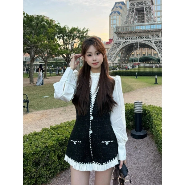 Trong mùa Tết, người Việt thường ưa chuộng các màu đỏ, vàng, xanh lục – những gam màu mang lại may mắn và thịnh vượng. (Ảnh 2) Trong mùa Tết, người Việt thường ưa chuộng các màu đỏ, vàng, xanh lục – những gam màu mang lại may mắn và thịnh vượng. (Ảnh 2)