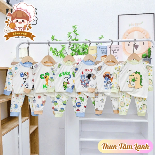 Áo thun dài tay bé mát lạnh với hoạ tiết hoạt hình: Khi sự thoáng mát lại khiến bố mẹ lo ngại về độ bền sau mùa hè - Ảnh 1
