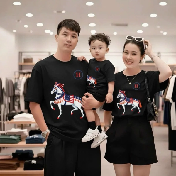 Áo thun in hình ngựa dễ thương nhận lời khen liên tục, nhưng khi giặt lại màu sắc nhanh chóng phai - Ảnh 3 Áo thun in hình ngựa dễ thương nhận lời khen liên tục, nhưng khi giặt lại màu sắc nhanh chóng phai - Ảnh 3