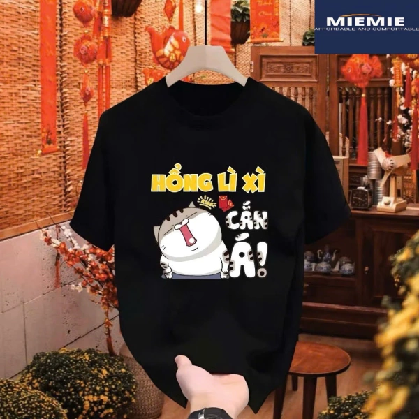 Một chiếc áo thun có thể trông “đẹp mắt” trên người mẫu, nhưng nếu không vừa vặn, trải nghiệm sẽ giảm đáng kể. (Ảnh 4) Một chiếc áo thun có thể trông “đẹp mắt” trên người mẫu, nhưng nếu không vừa vặn, trải nghiệm sẽ giảm đáng kể. (Ảnh 4)