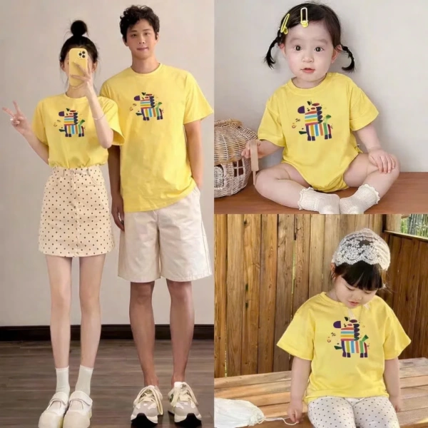 Sau khi nhận hàng, hãy mở gói ngay và thử áo cho từng thành viên. (Ảnh 4)
