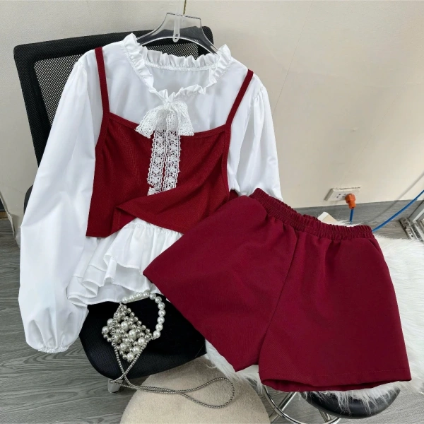 Trong những năm gần đây, xu hướng thời trang “bigsize” đang lên ngôi, không chỉ vì tính thẩm mỹ mà còn vì thông điệp chấp nhận mọi vóc dáng. (Ảnh 2) Trong những năm gần đây, xu hướng thời trang “bigsize” đang lên ngôi, không chỉ vì tính thẩm mỹ mà còn vì thông điệp chấp nhận mọi vóc dáng. (Ảnh 2)