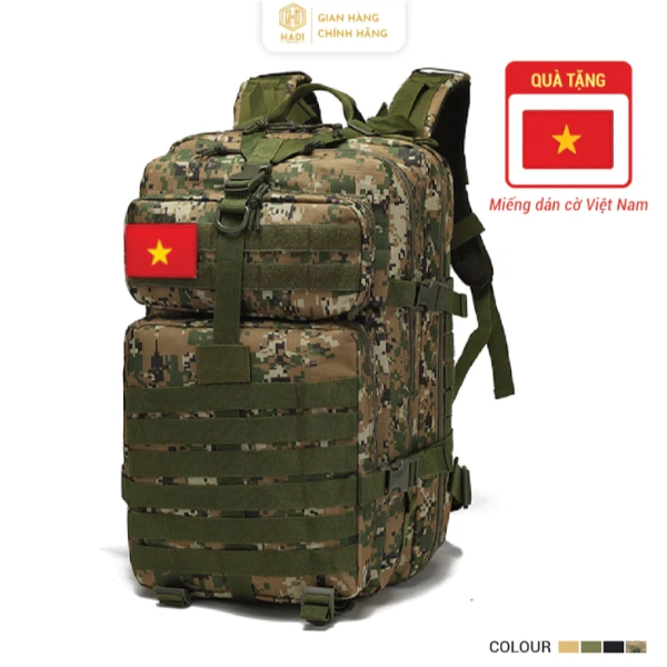 Balo du lịch đa năng 55 L rộng rãi nhưng lỗ sạc ẩn khiến nhiều người lúng túng. - Ảnh 1