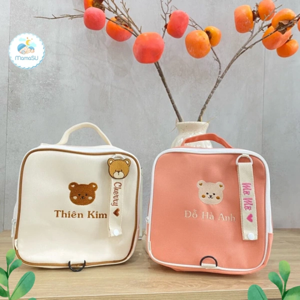 Câu 1: Balo có cần phải giặt sau khi thêu không? (Ảnh 5) Câu 1: Balo có cần phải giặt sau khi thêu không? (Ảnh 5)